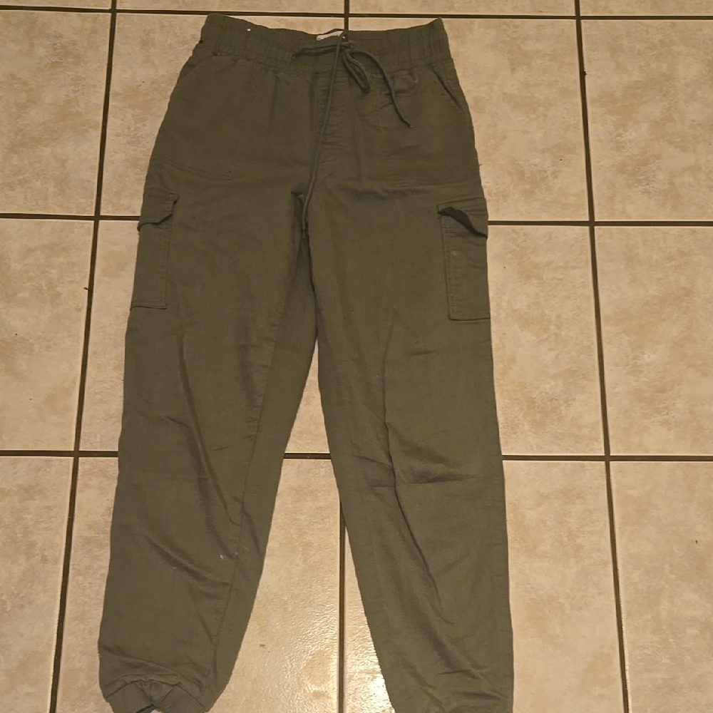 Green Ankle Cropped Jeans with Elastic Cuffs